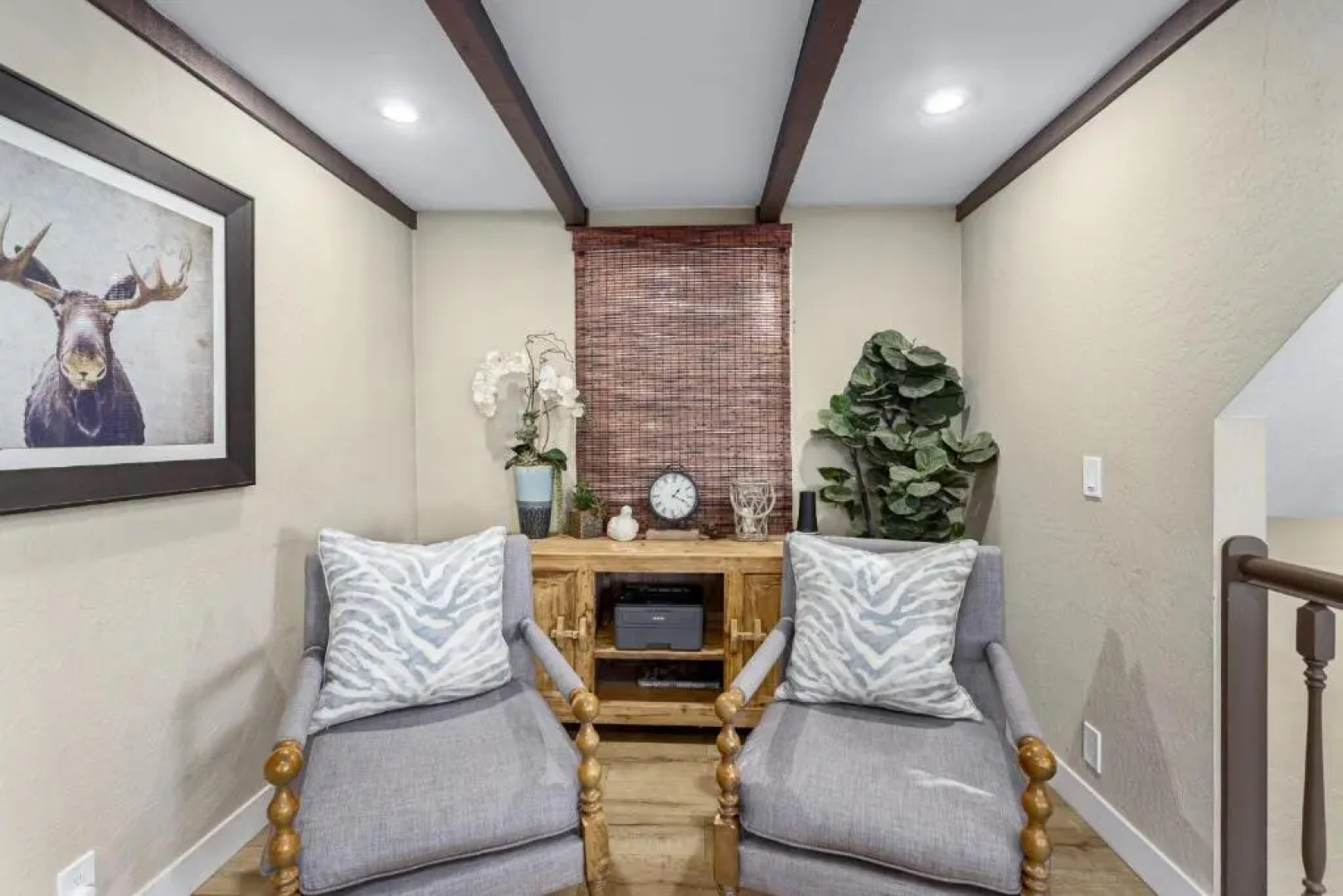 Spectacular Lake View, Luxe 3 Level Home, 1750 sqft, AC, Dogs, Walk to Village