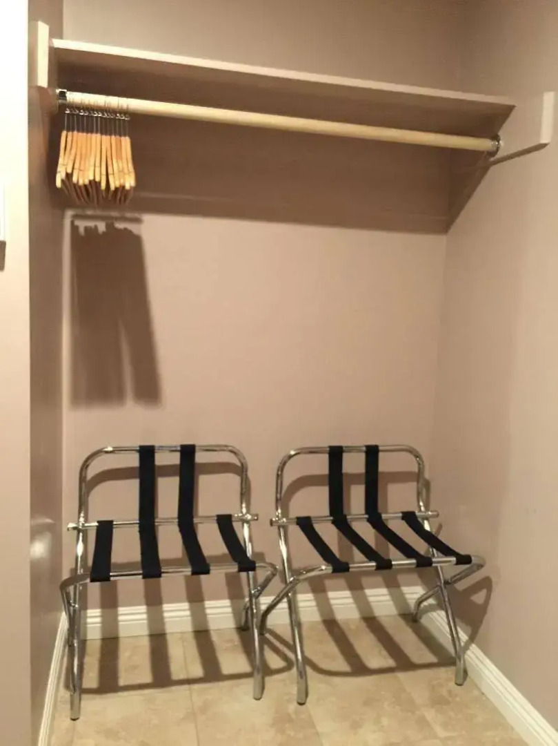 Dunes Inn - Wilshire