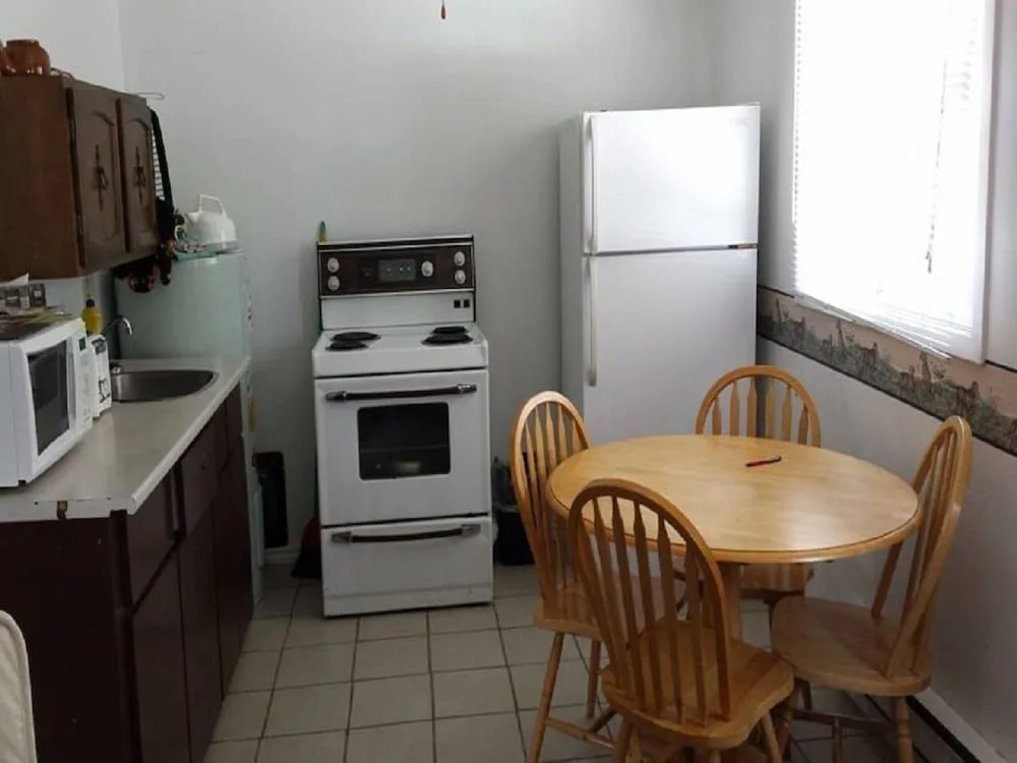 Fundy Rocks Motel and Chocolate River Cottages