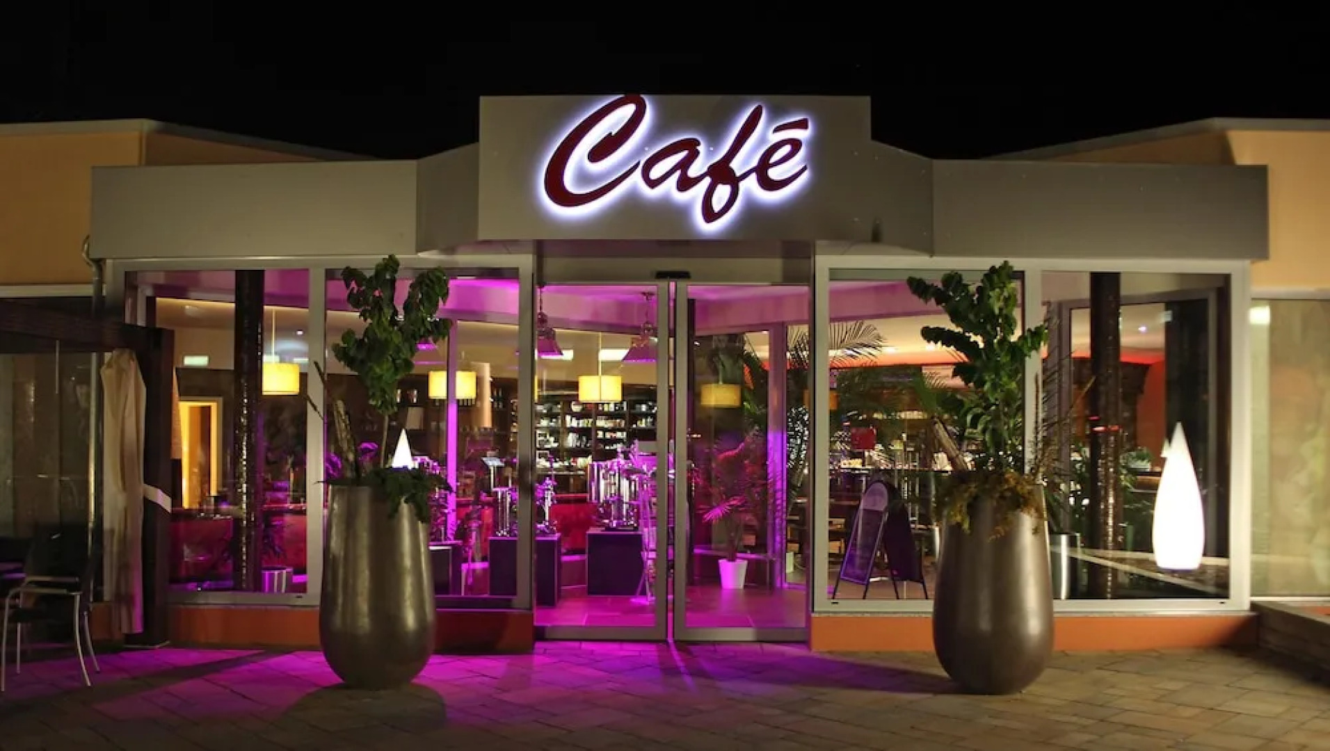 Moness Hotel und Kaffeerösterei