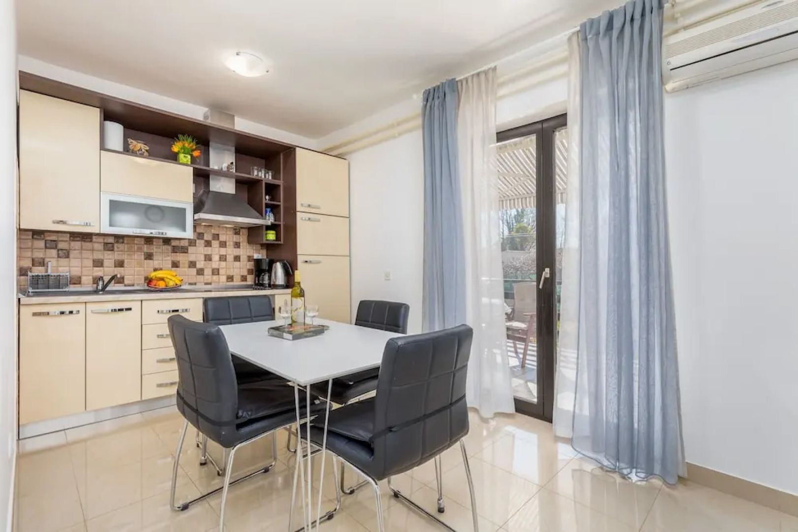 Dany Apartments