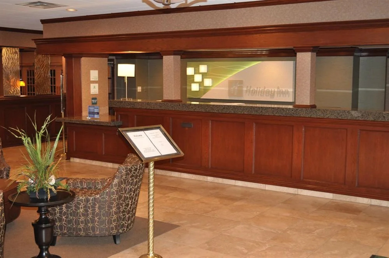 Holiday Inn Express & Suites St. Louis South - I-55