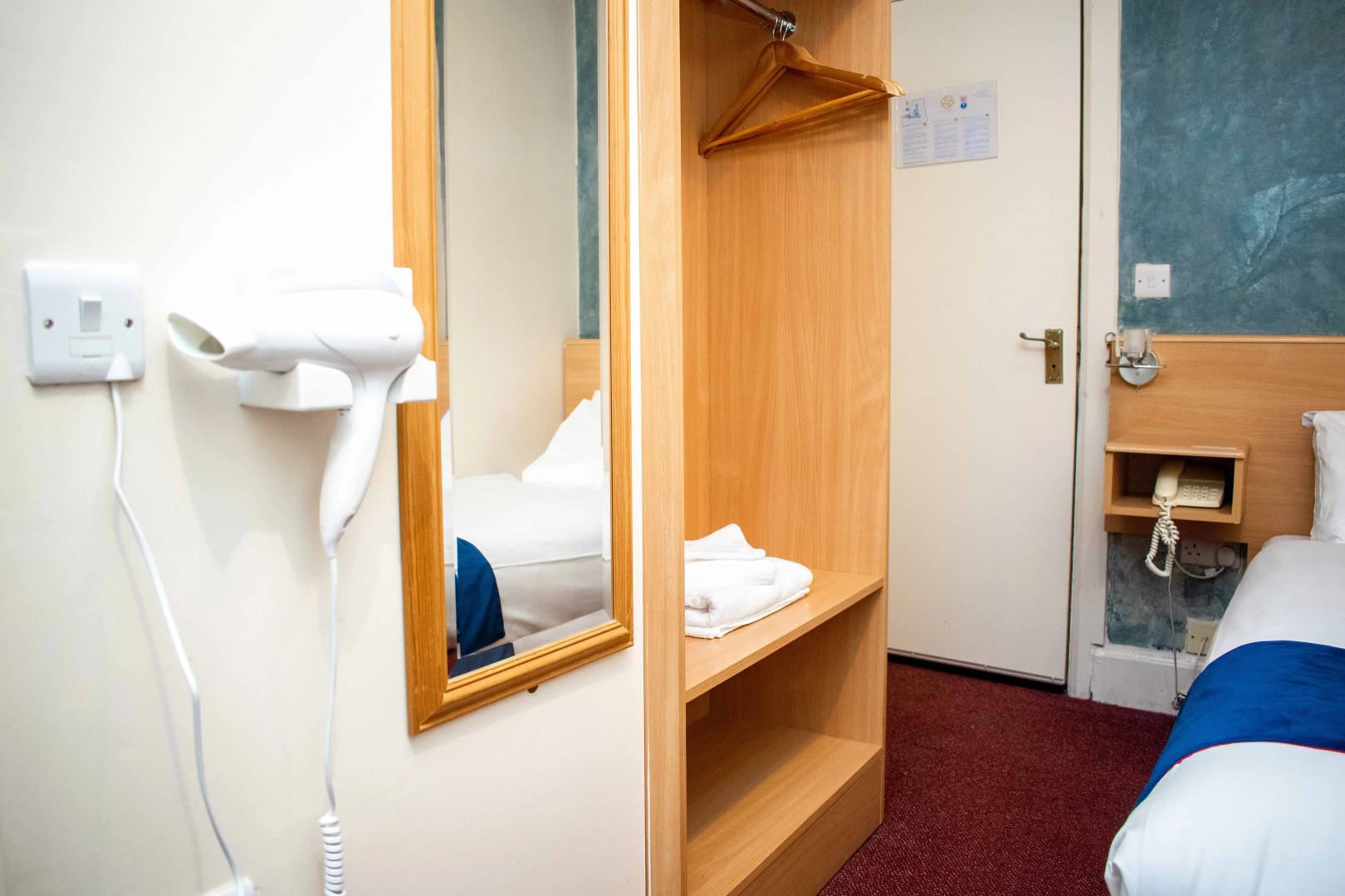 Royal Square Hotel - BHX & NEC