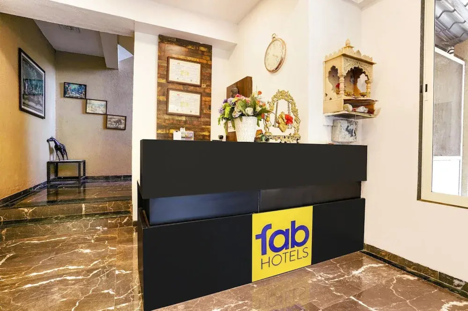 Fabhotel Blue Roof Sea Side