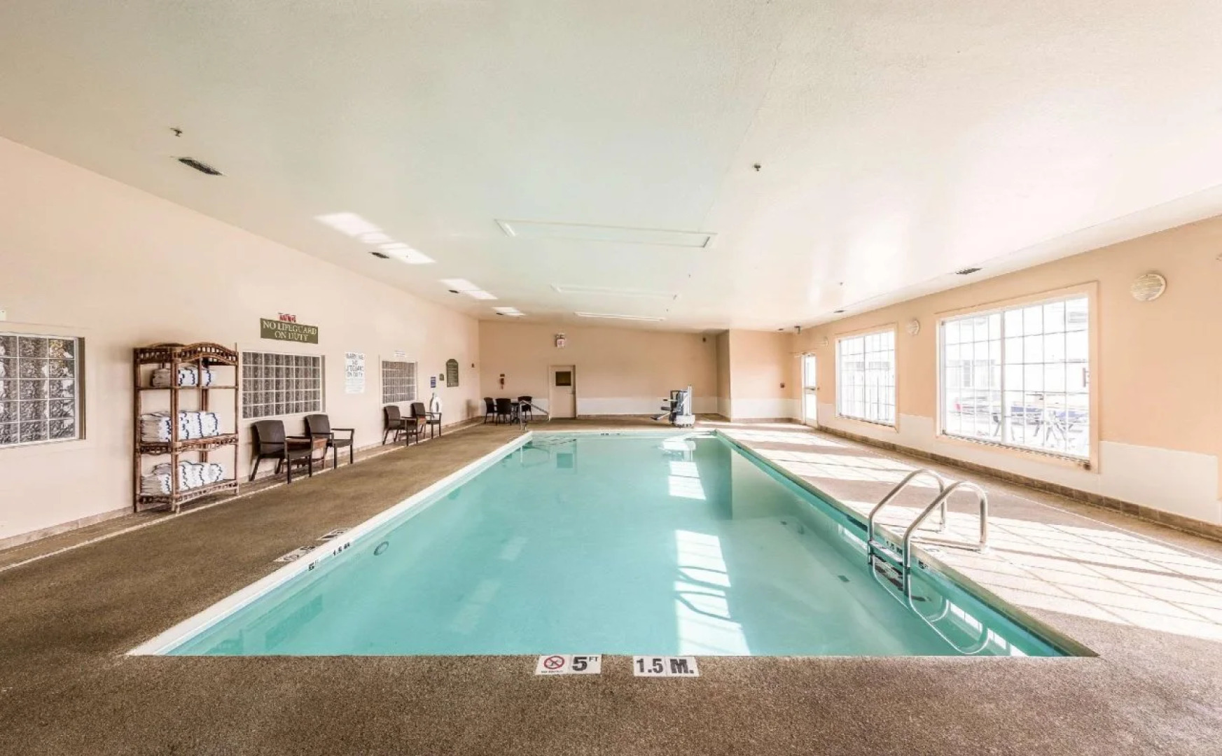 Quality Inn & Suites Hendersonville - Flat Rock