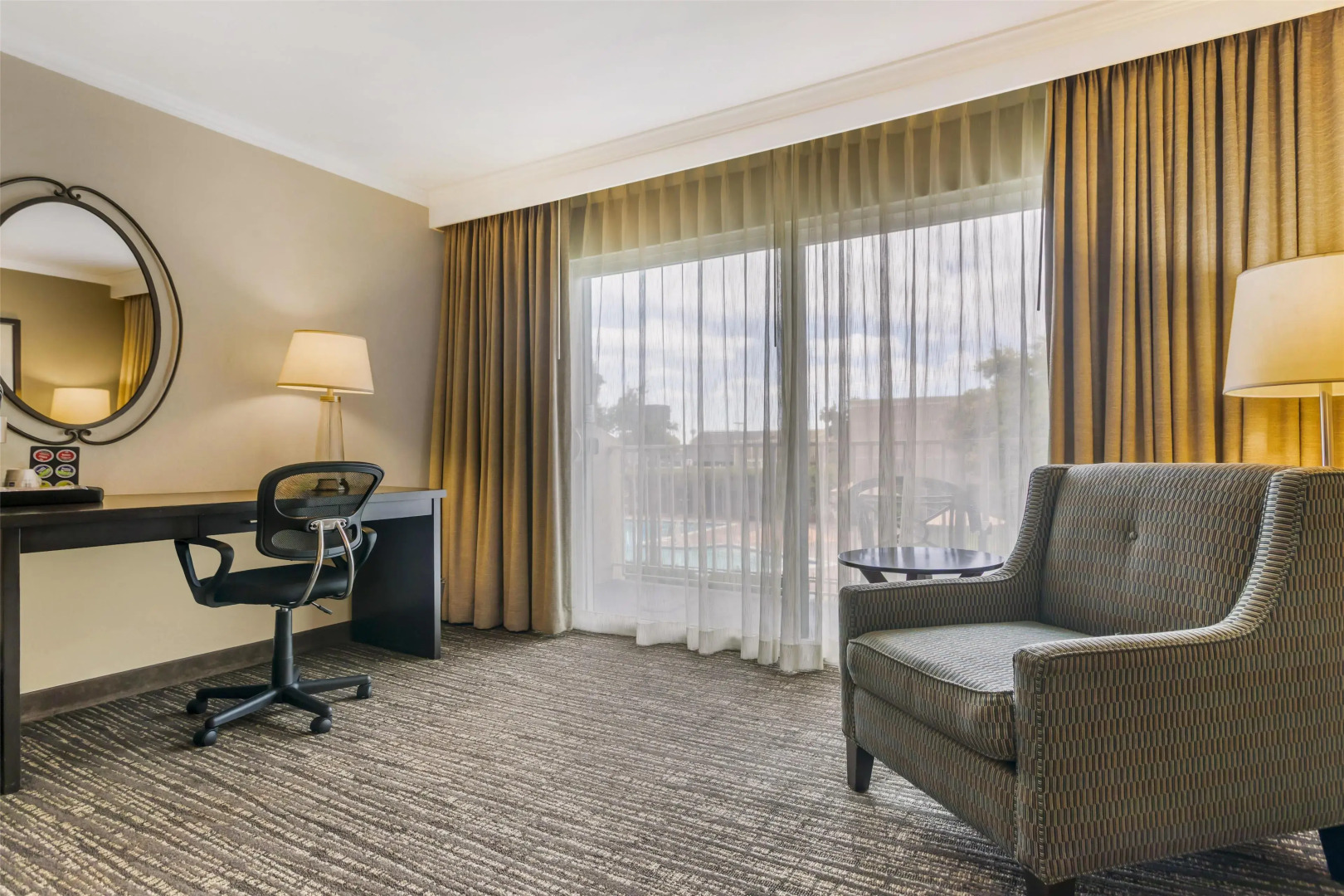 Best Western Plus Garden Court Inn