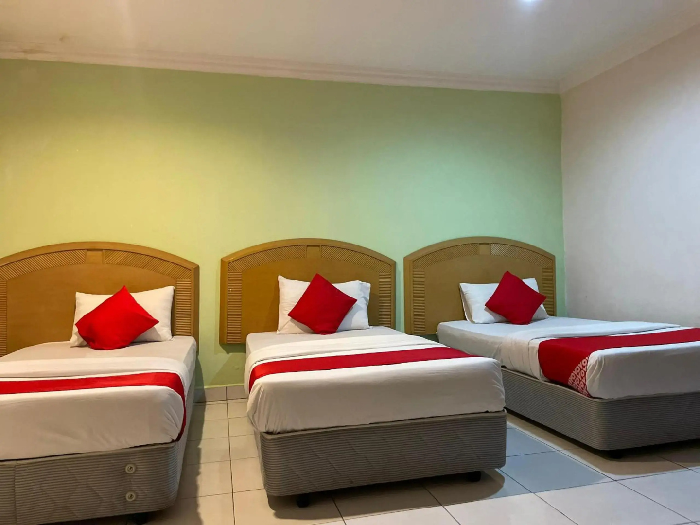 OYO 1002 Hotel Sahara Inn Batu Caves