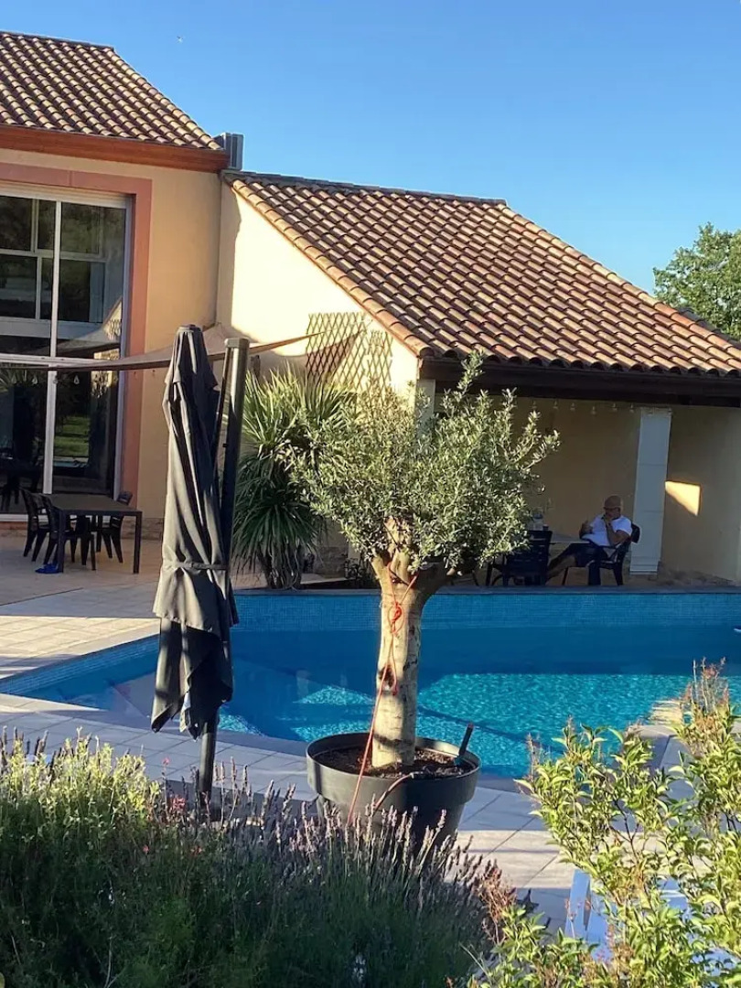 Villa in France With Private Pool & Garden