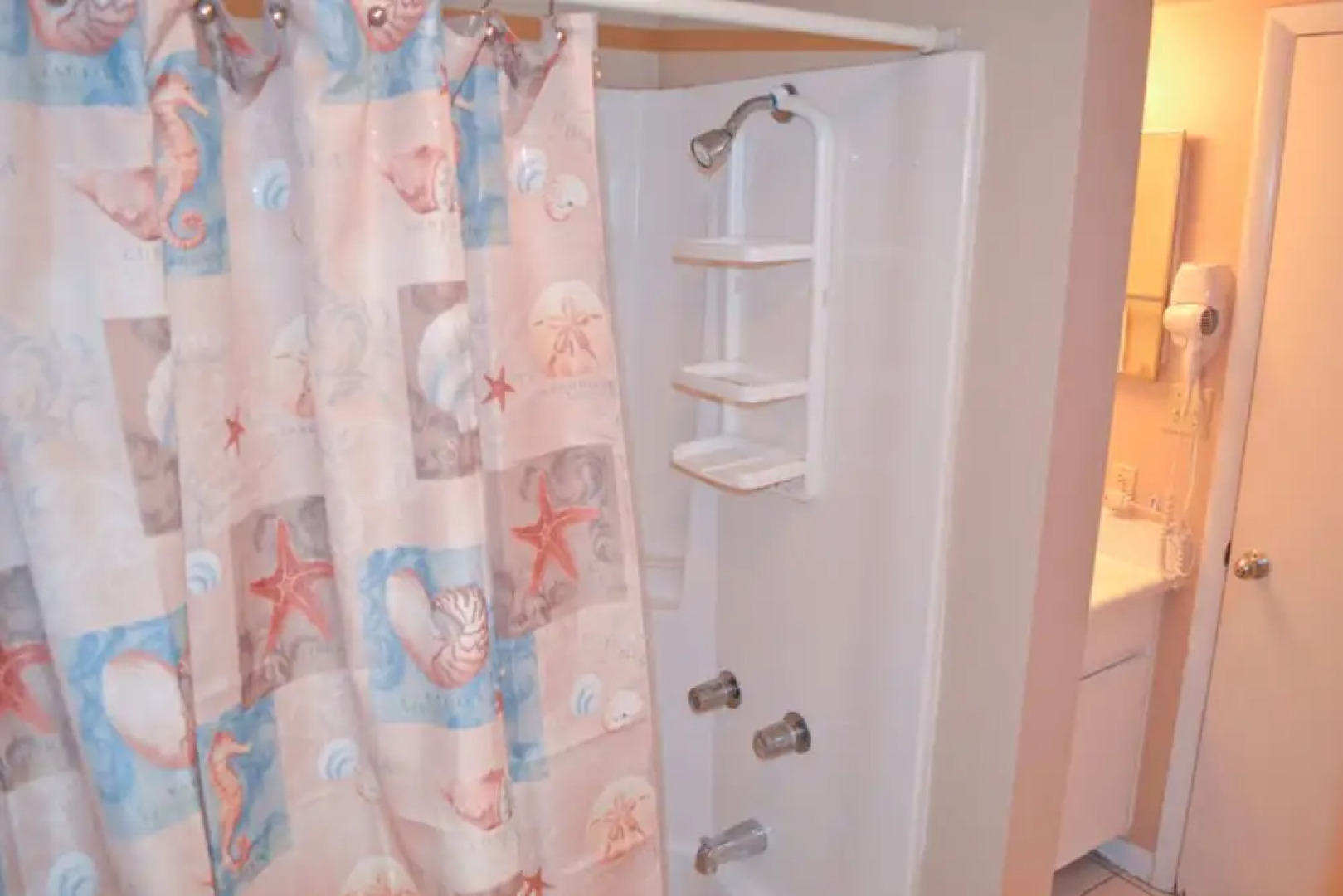 Sunbird Suites by Royal American Beach Getaways