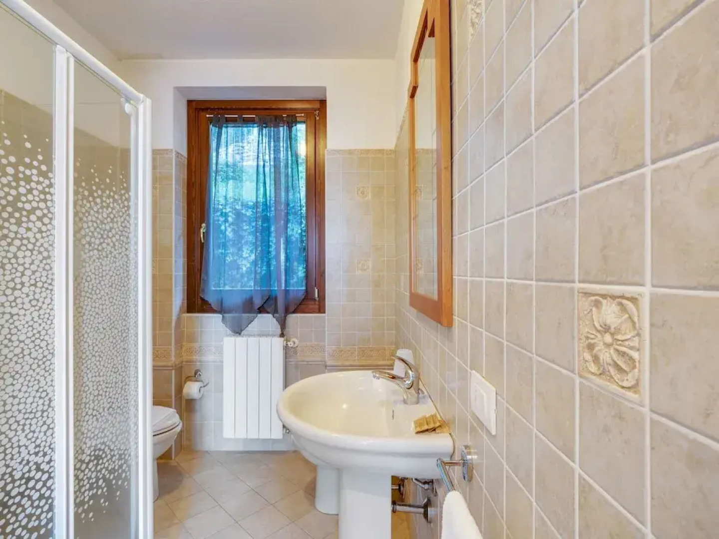 Residential Complex With Panoramic Views and Pool