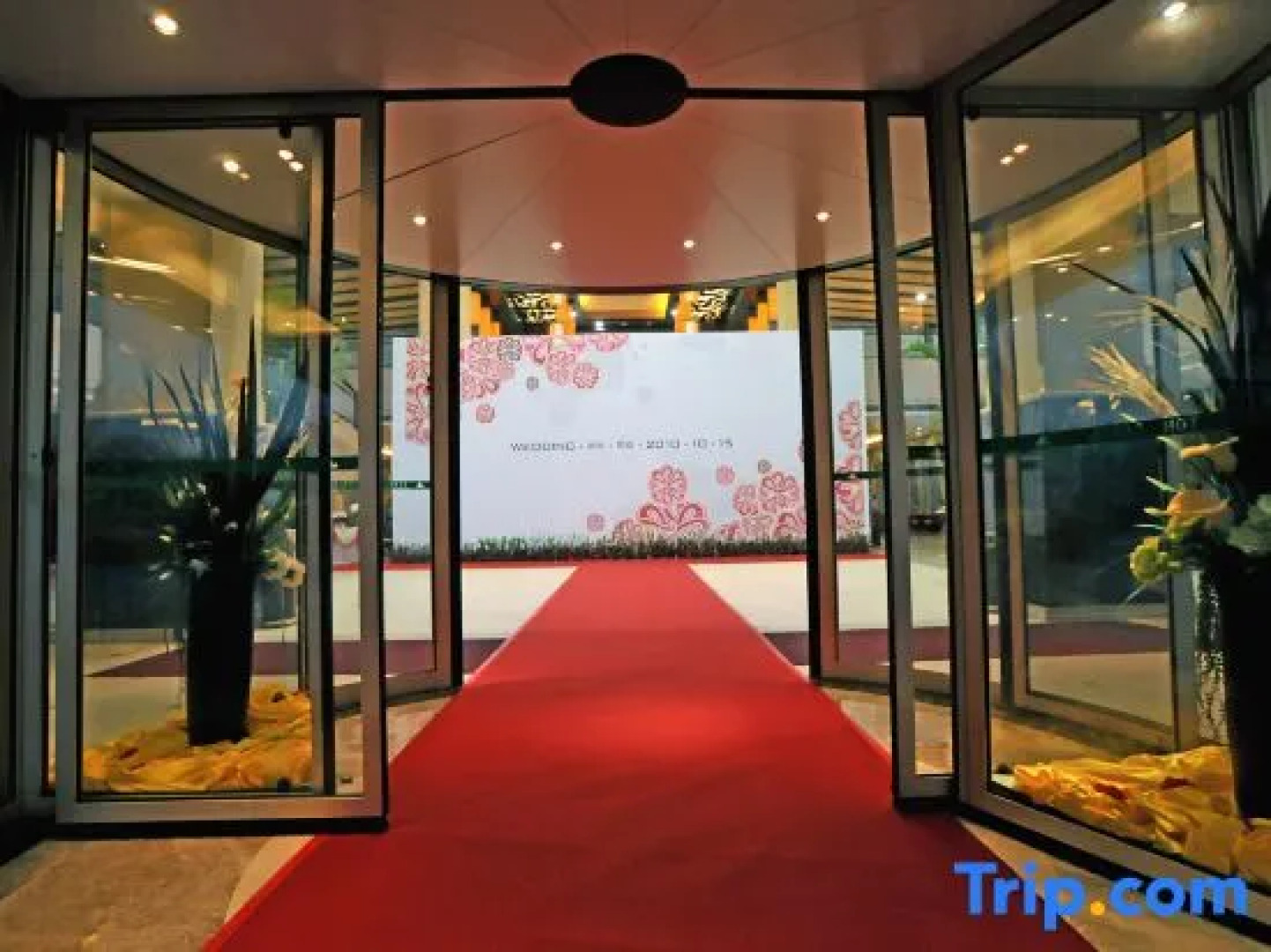 Xihai Hot Spring Holiday Hotel