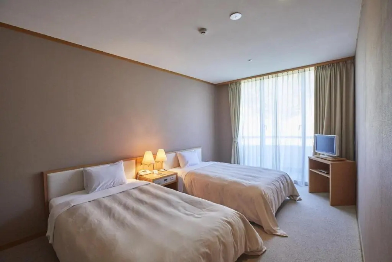 Kamogawa Country Hotel