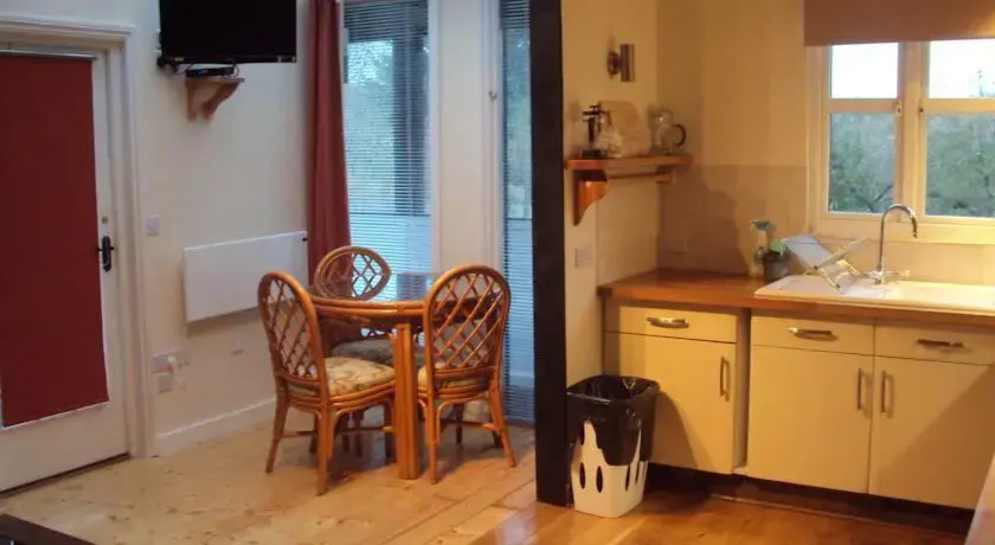 Water Log Cabin