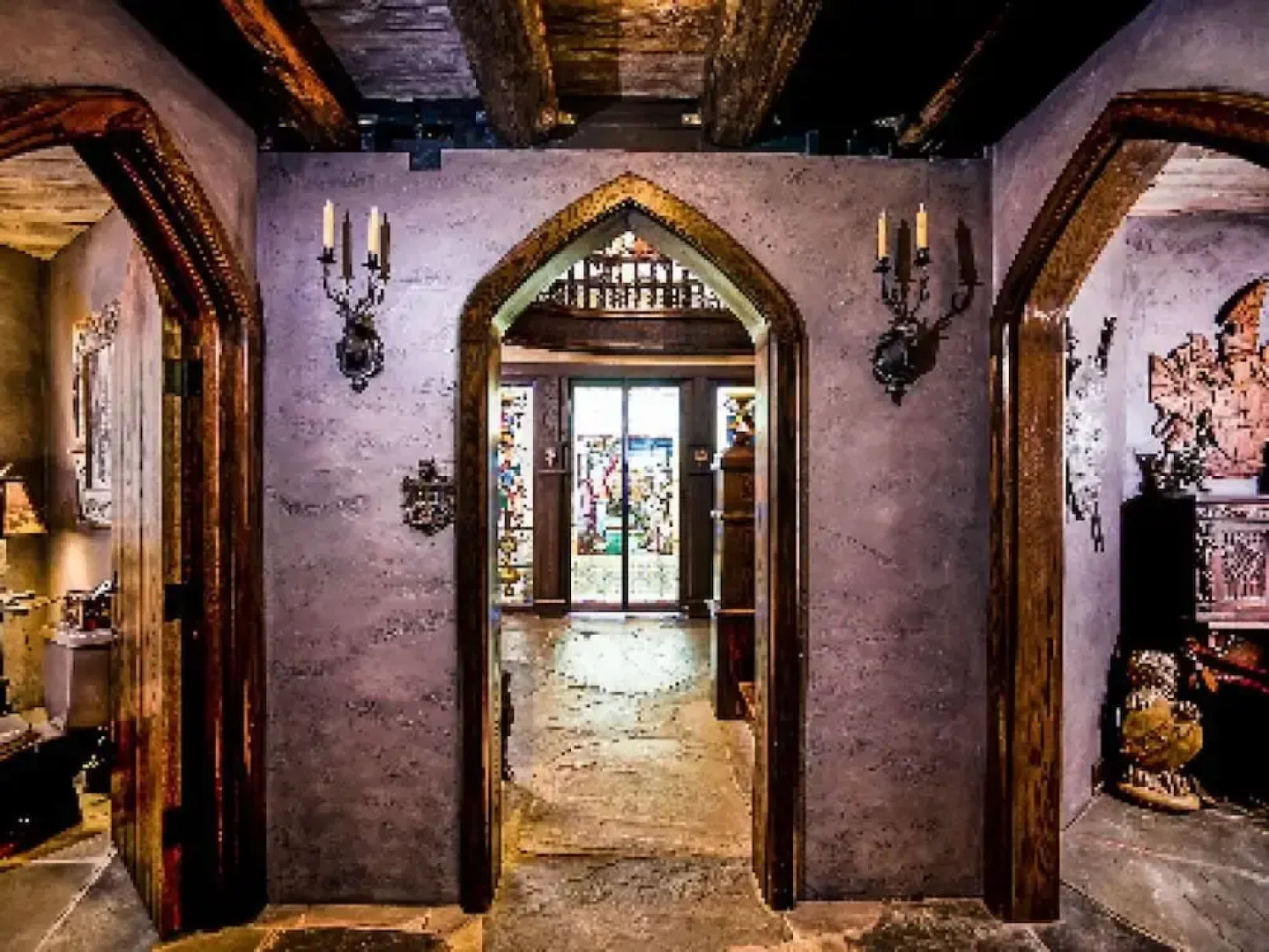 HIGHLANDS CASTLE overlooking Lake George.. plus 2 other Castles!