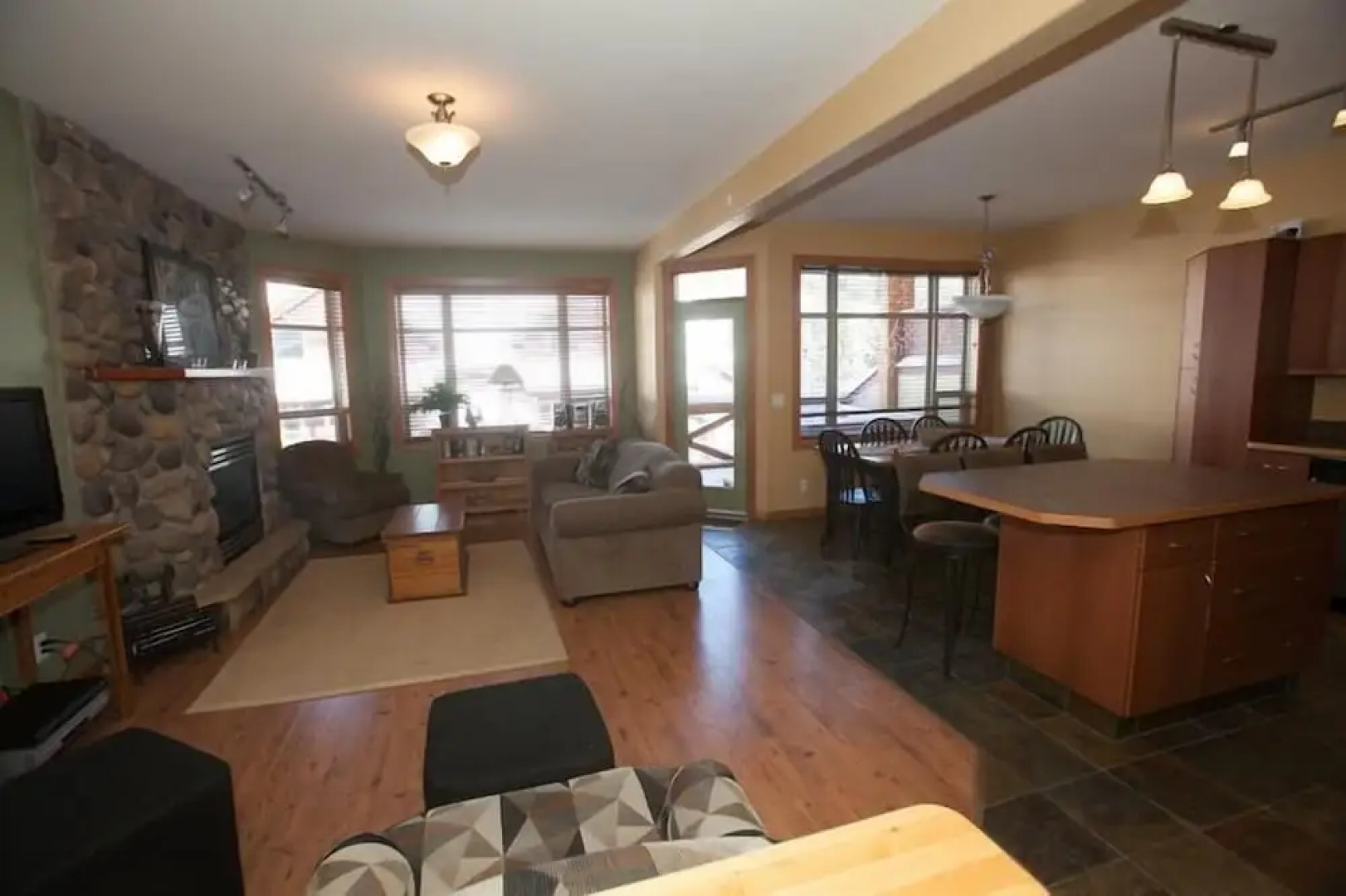 Keremeos Creek Crossing by Apex Accommo