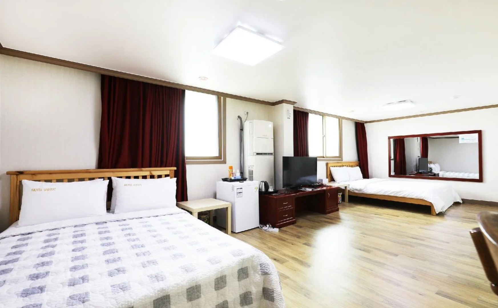 Geumgang Beach Motel