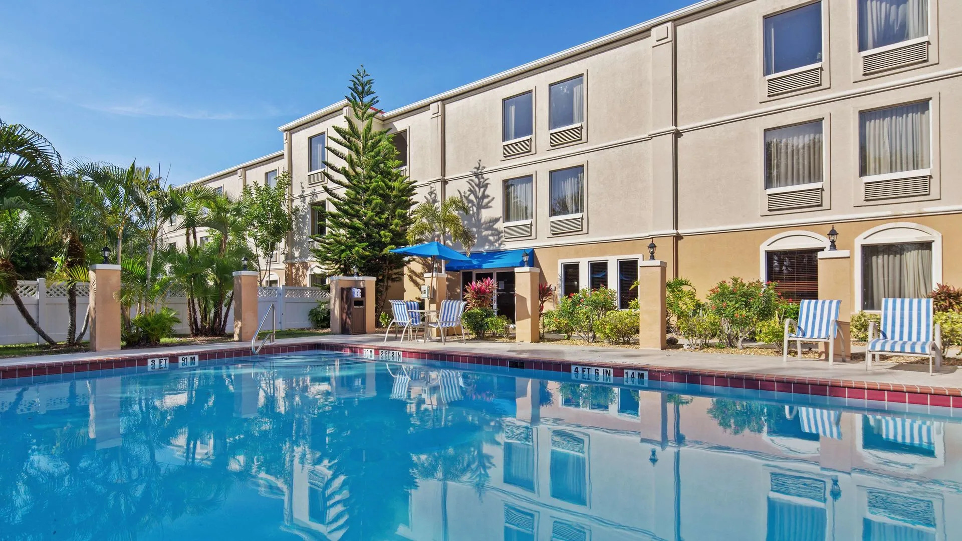 Best Western Plus Bradenton Hotel & Suites