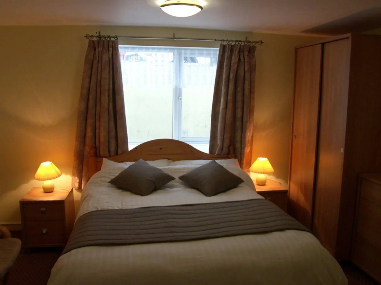 Appletorre House Holiday Flats