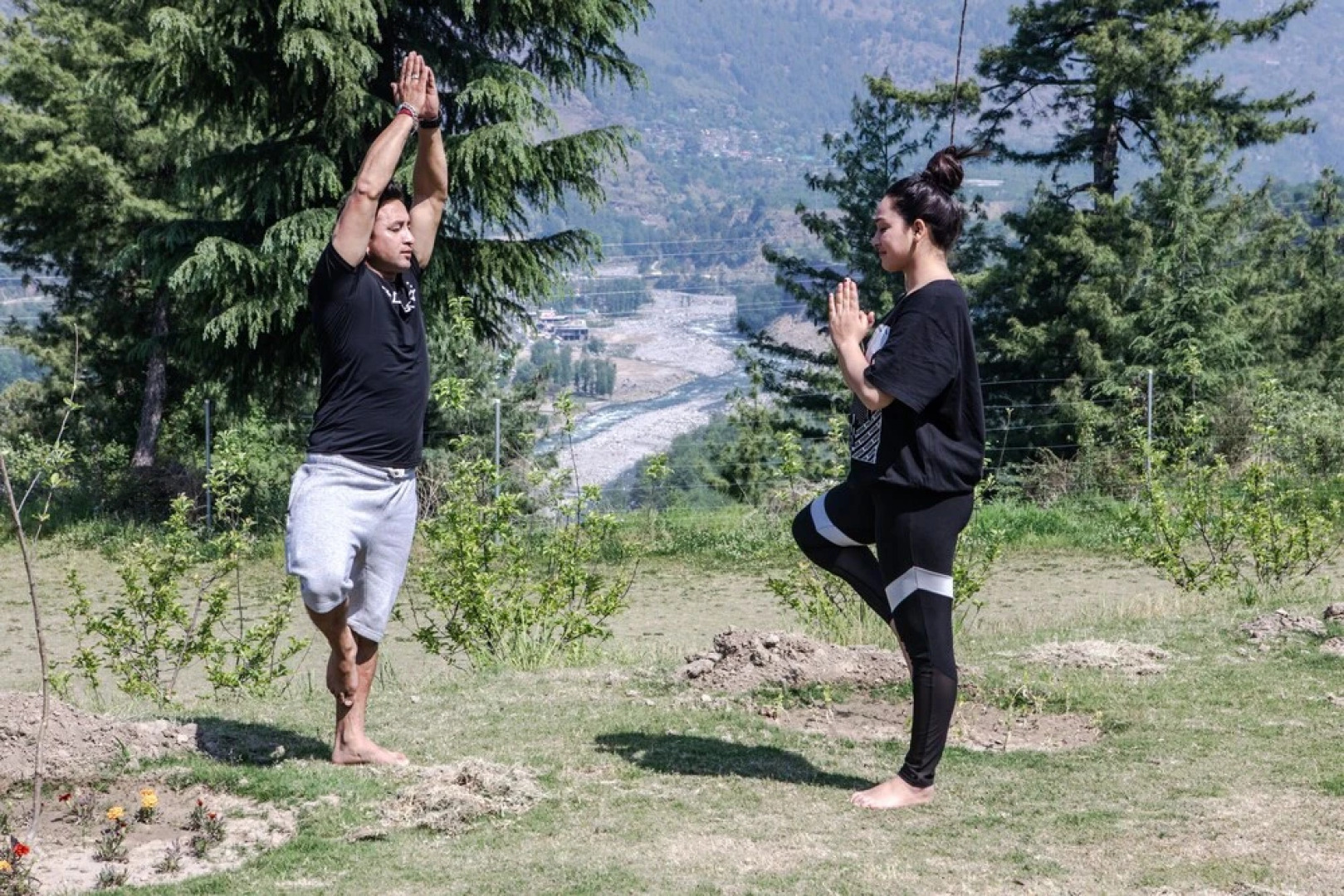 Anand Vardhan Resorts