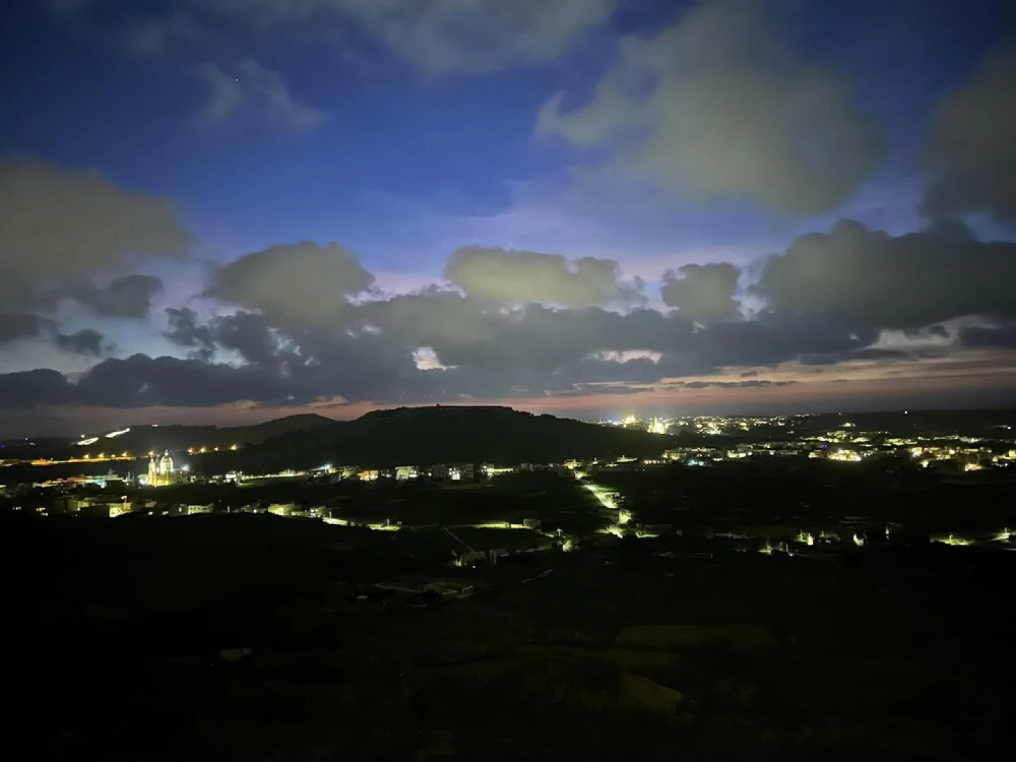 Heritage Living Apartment With Spectacular Views