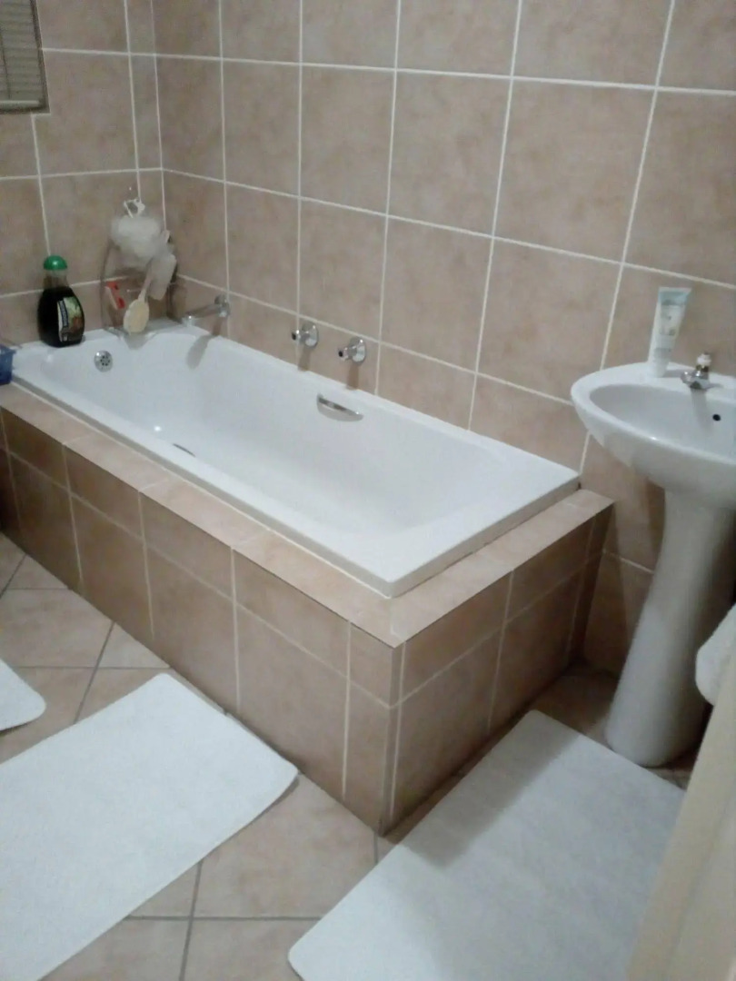 The Royal Princess Garden - Honeydew