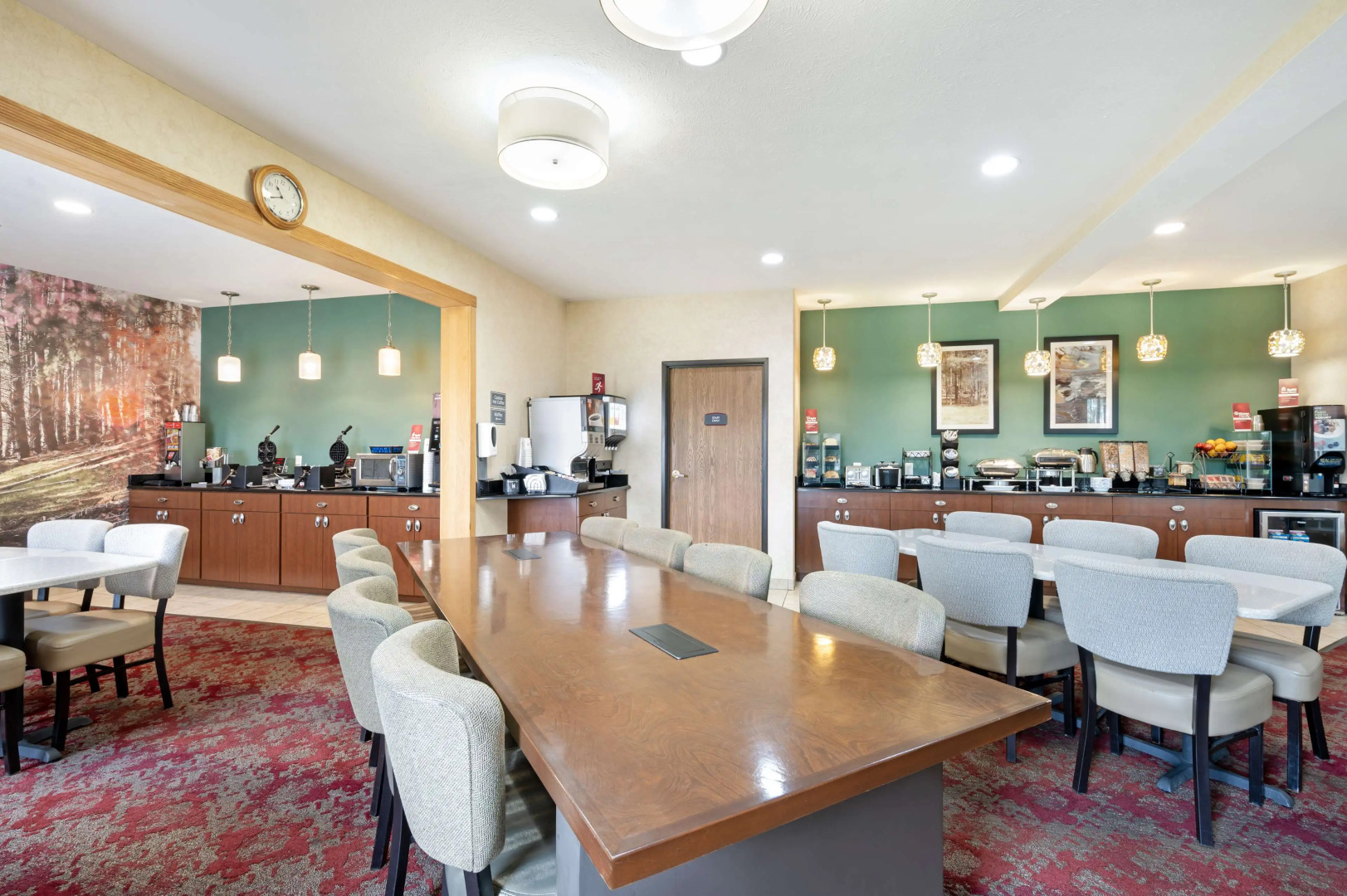 Best Western Plus Howe Inn