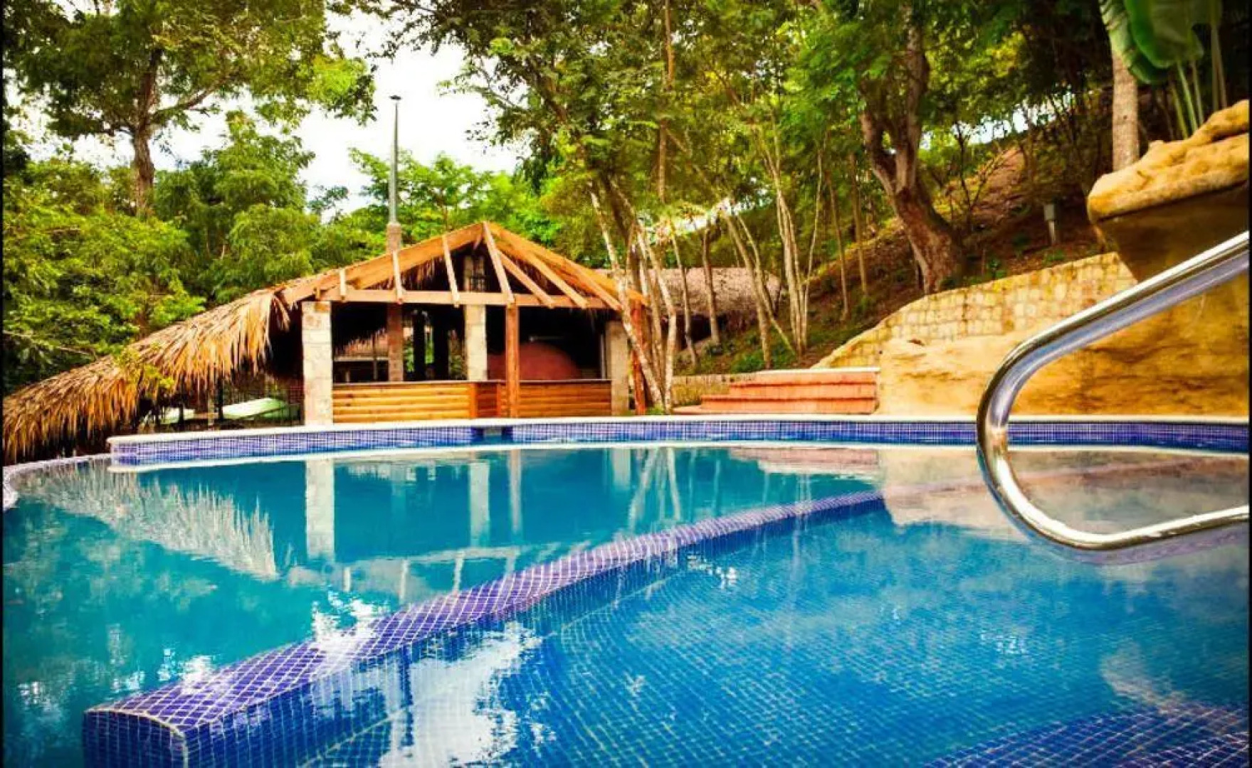 Mayan Hills Resort