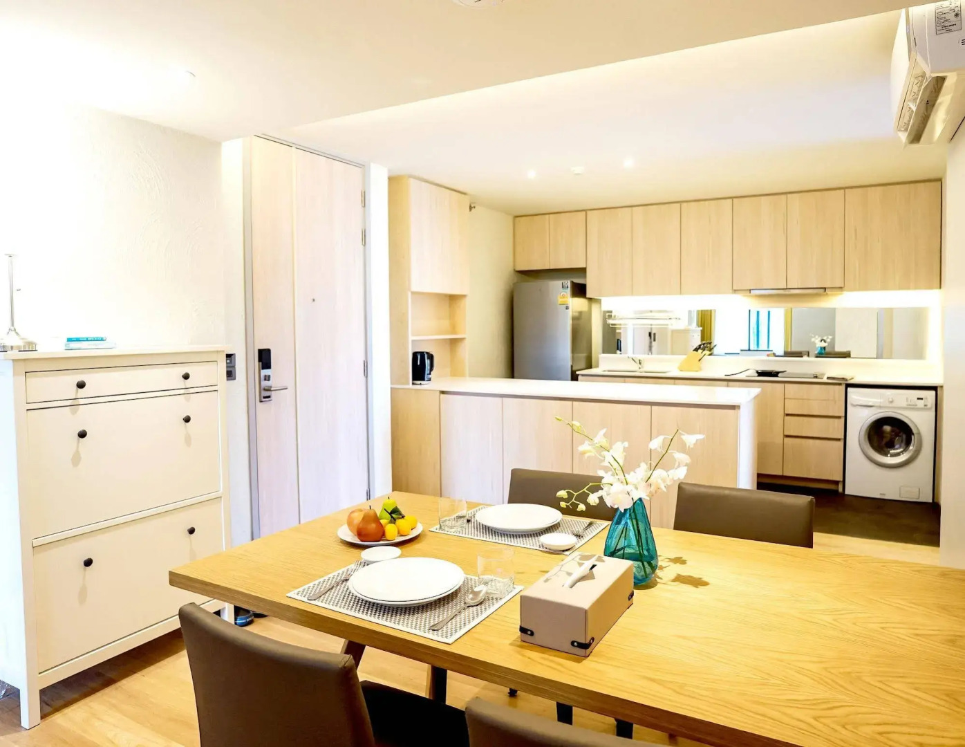 Balcony Seaside Sriracha Hotel & Serviced Apartments