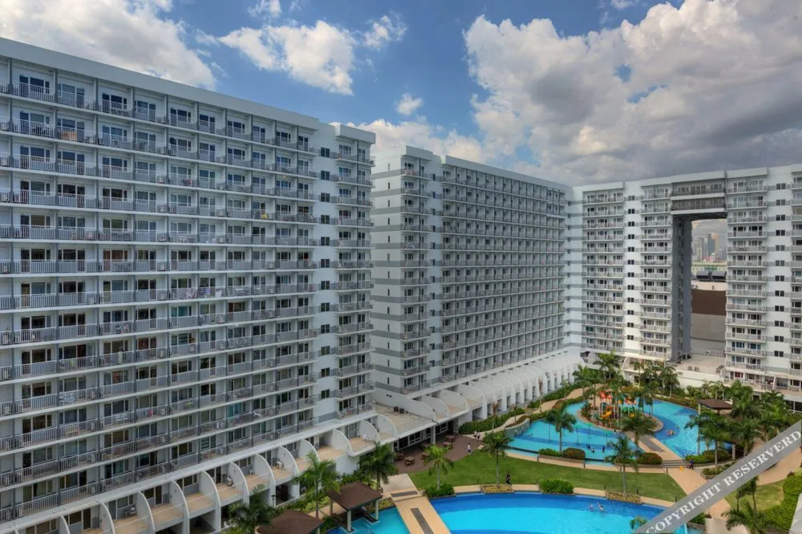 Withus Condotel at Shell Residences