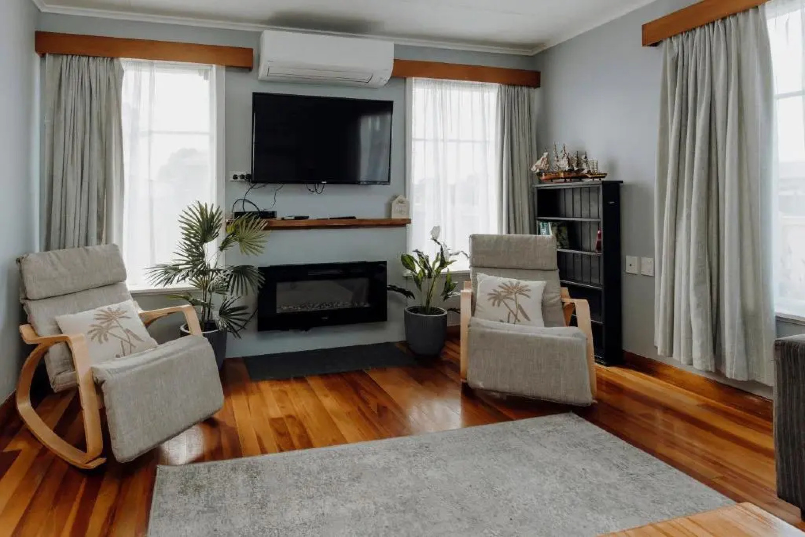 The Barefoot Bungalow - Opunake Beach