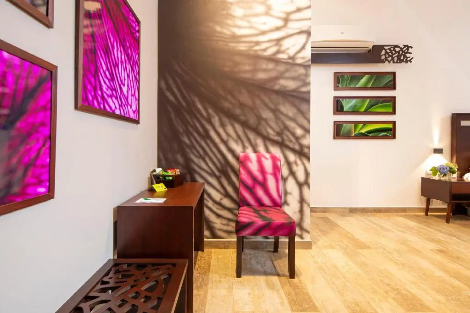 Pumilio Mountain & Ocean Hotel