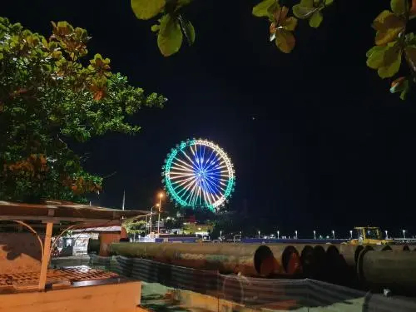 Camburiu Apartamento Frente al Mar