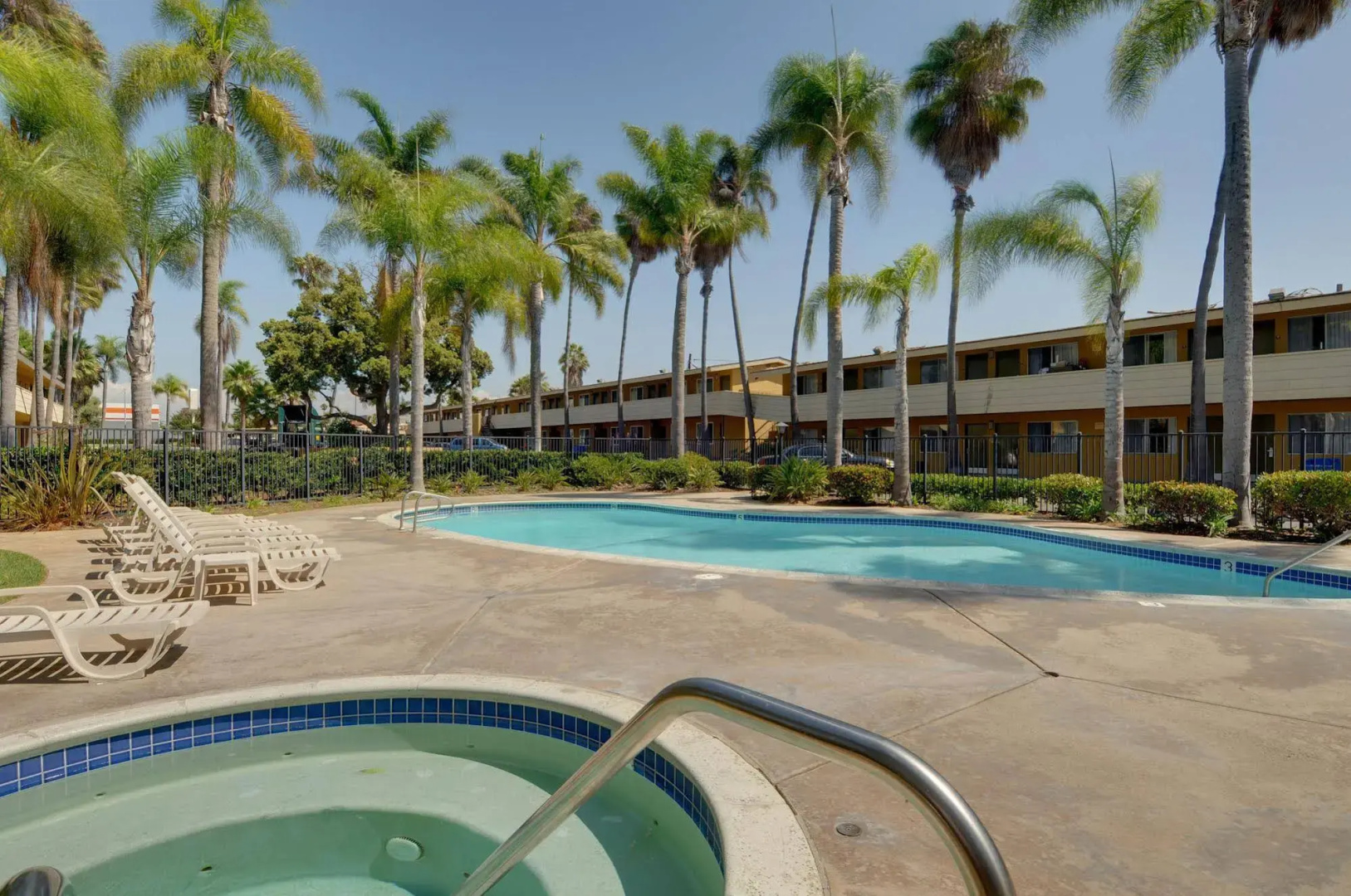 Hotel Palmeras Chula Vista