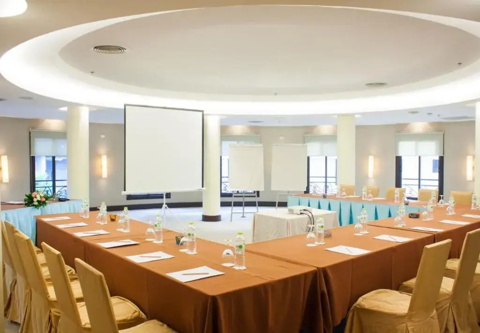 The Davis Bangkok Hotel