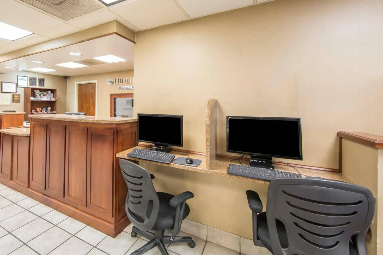 Quality Inn Merchants Drive