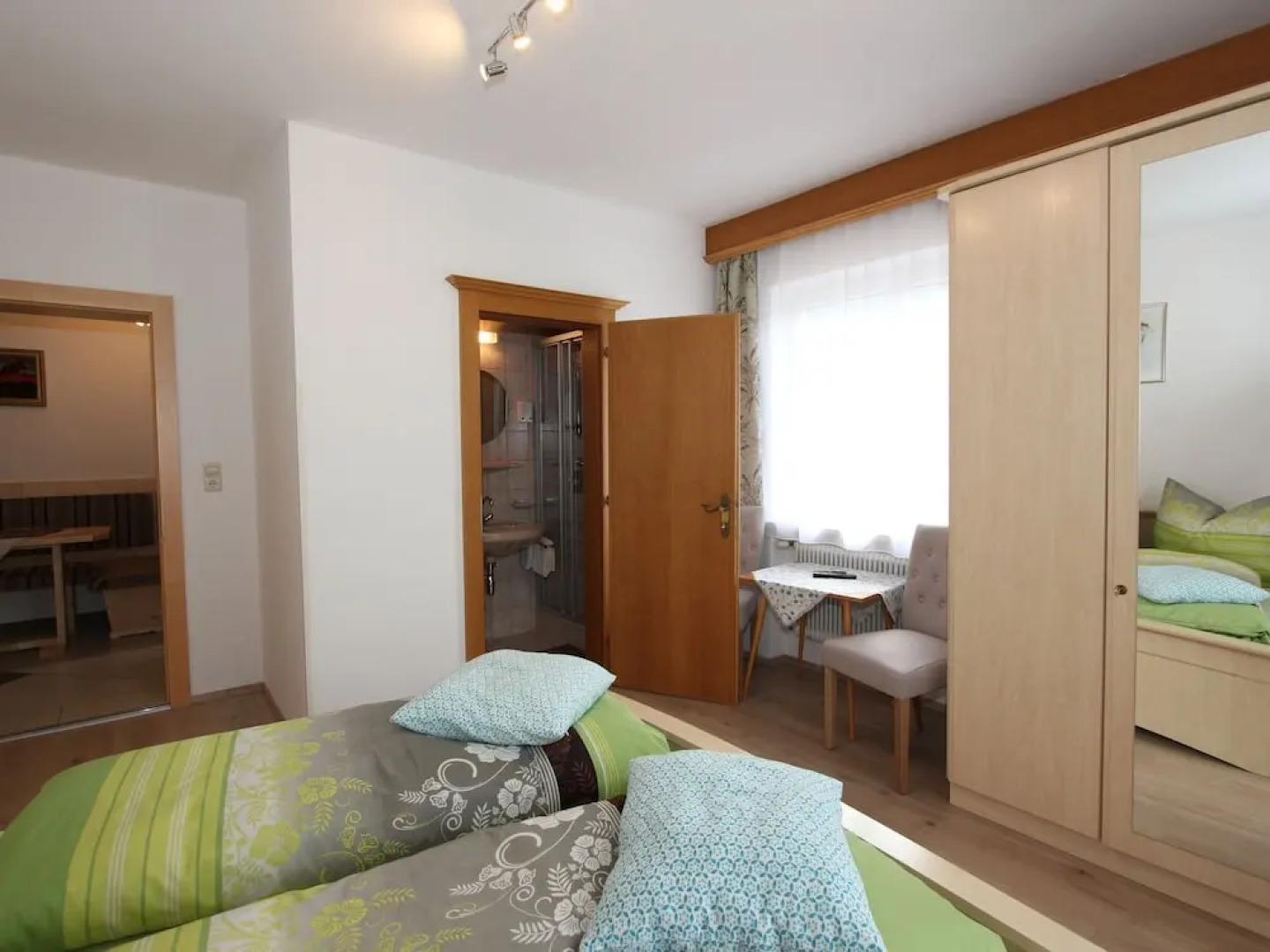 Hilltop Apartment in Aschau im Zillertal near Ski Area