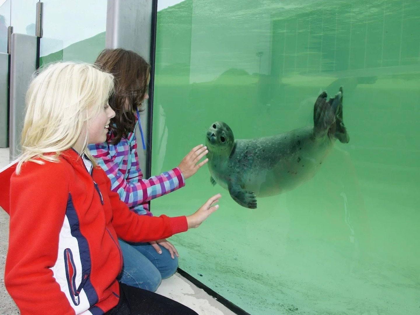 Spacious Villa With Deco Fireplace on Texel