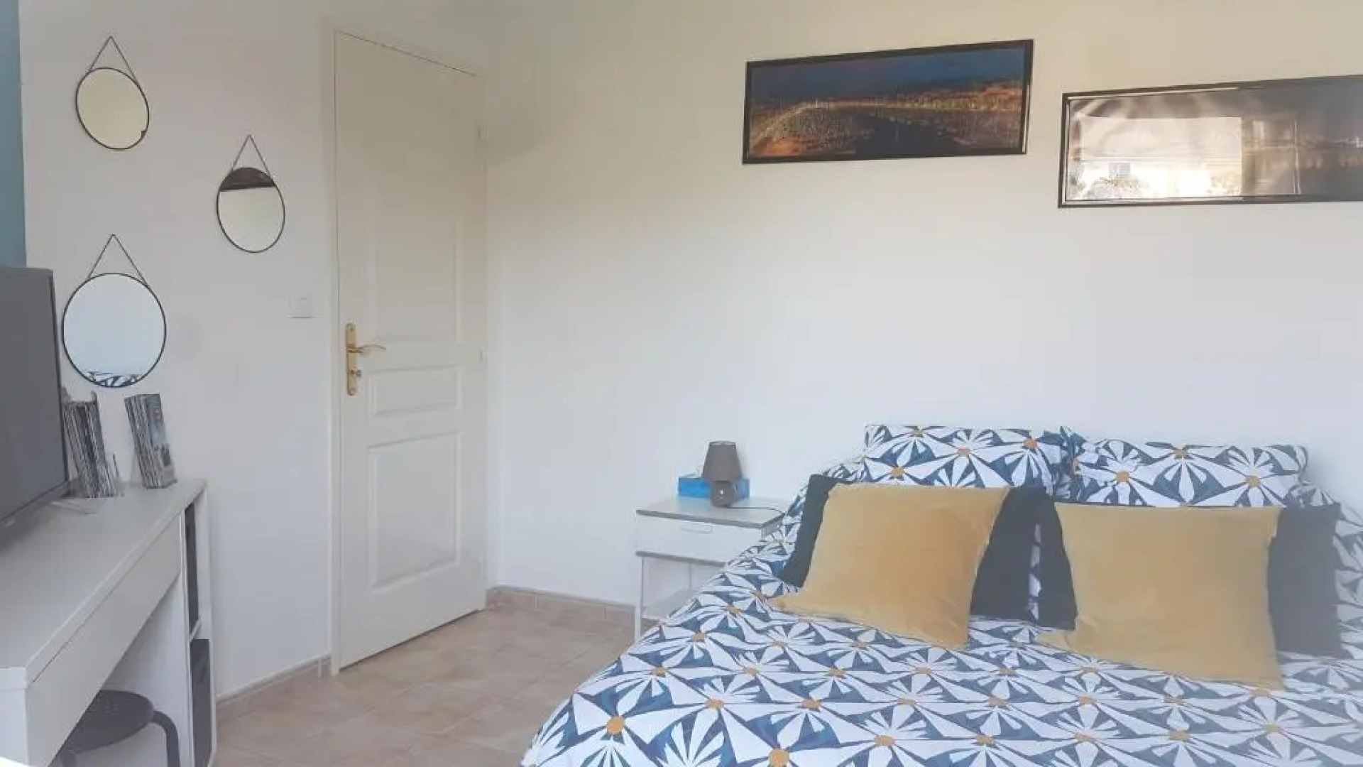 Chambre Privee Des 2 Clochers (Adults Only)