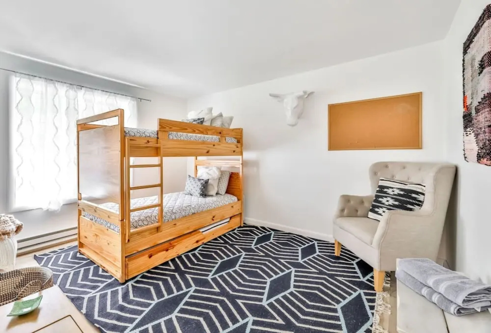 Hunter Mountain Ski House - Tesla Charger