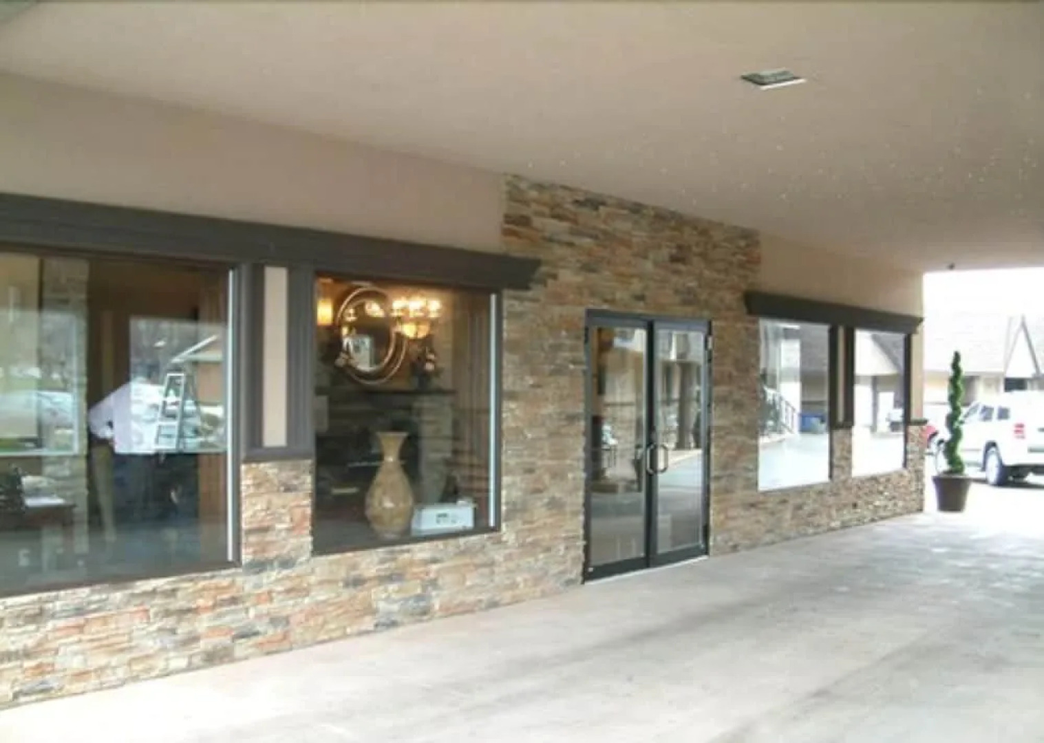 Talbot Trail Inn & Suites