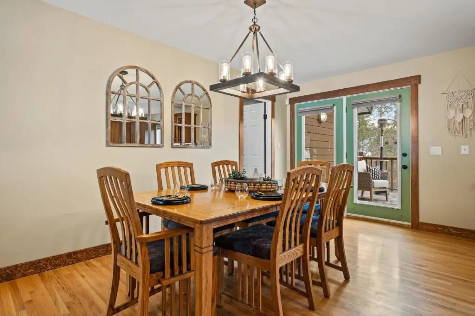 The Caribou Lodge I HotTub I Fireplace I Sleep16