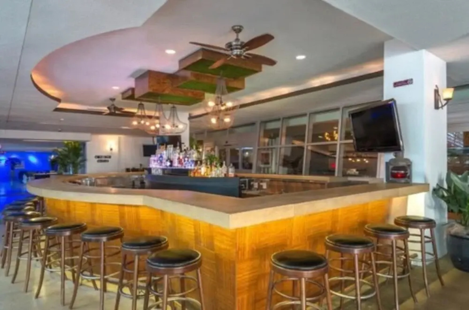 SoBe Ocean Drive Suites