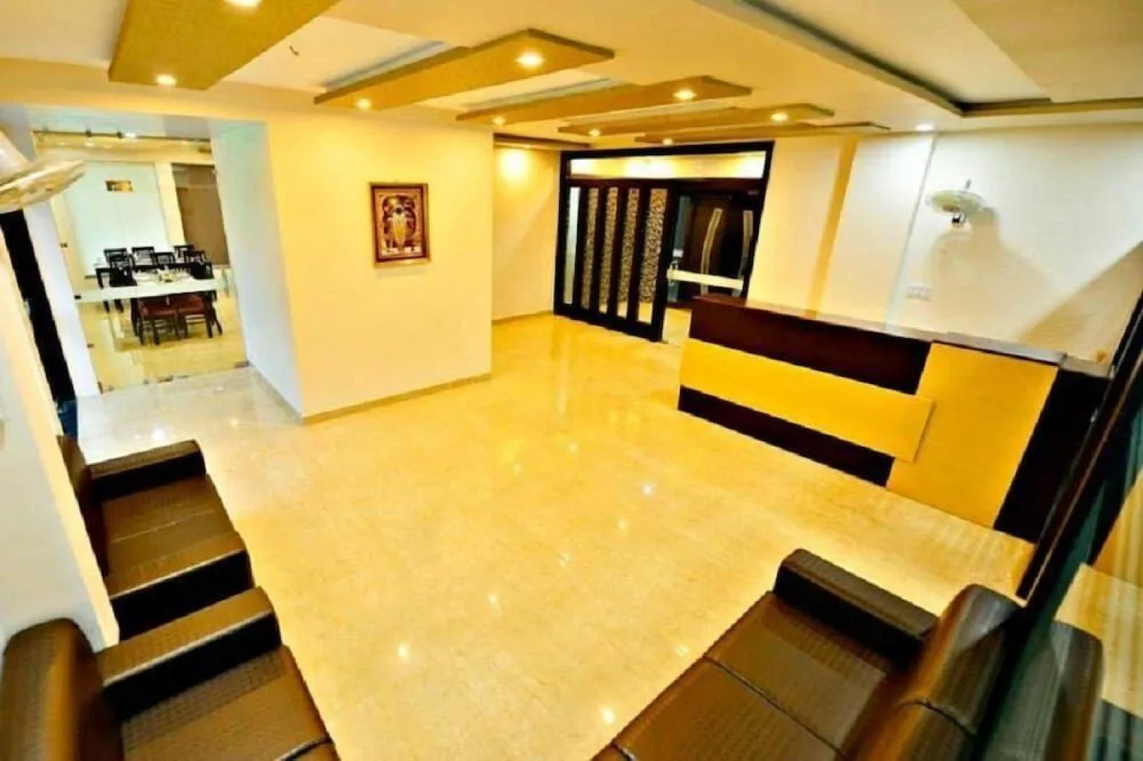 Hotel mukund villas