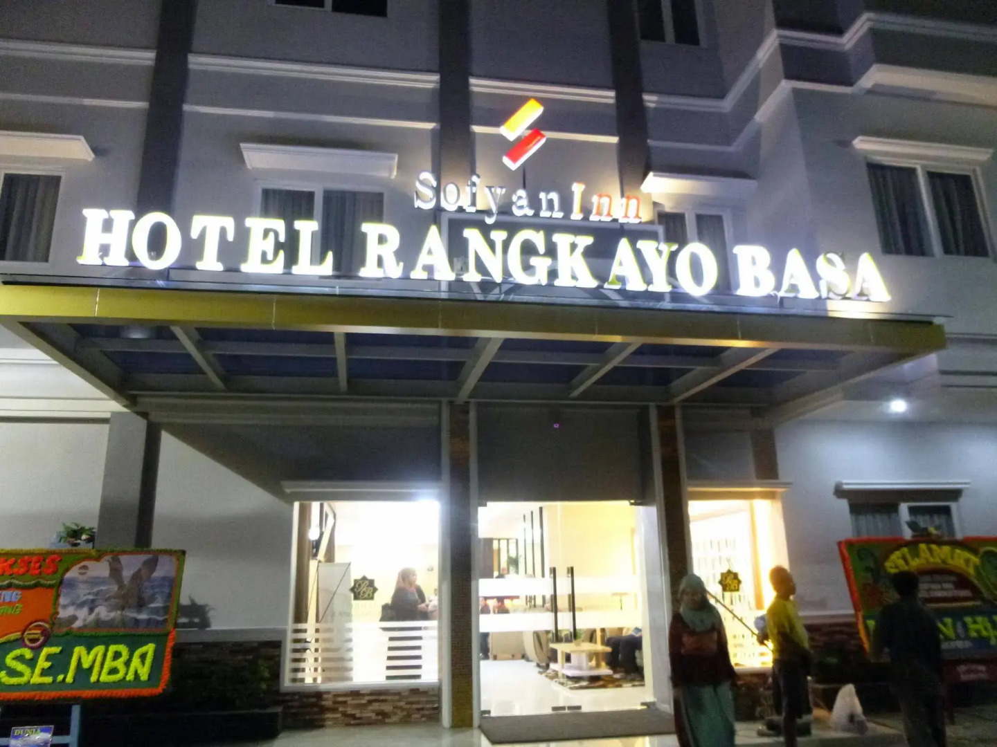 Rangkayo Basa Halal Hotel