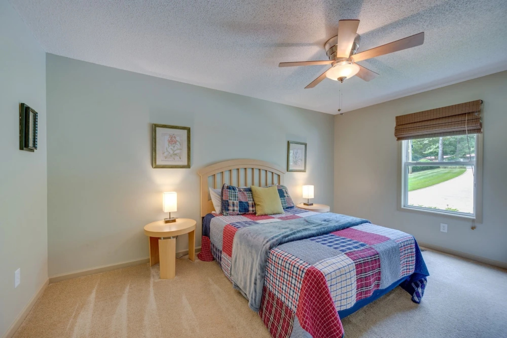 Luxe Lake Sinclair Living: Private Dock and Beach!