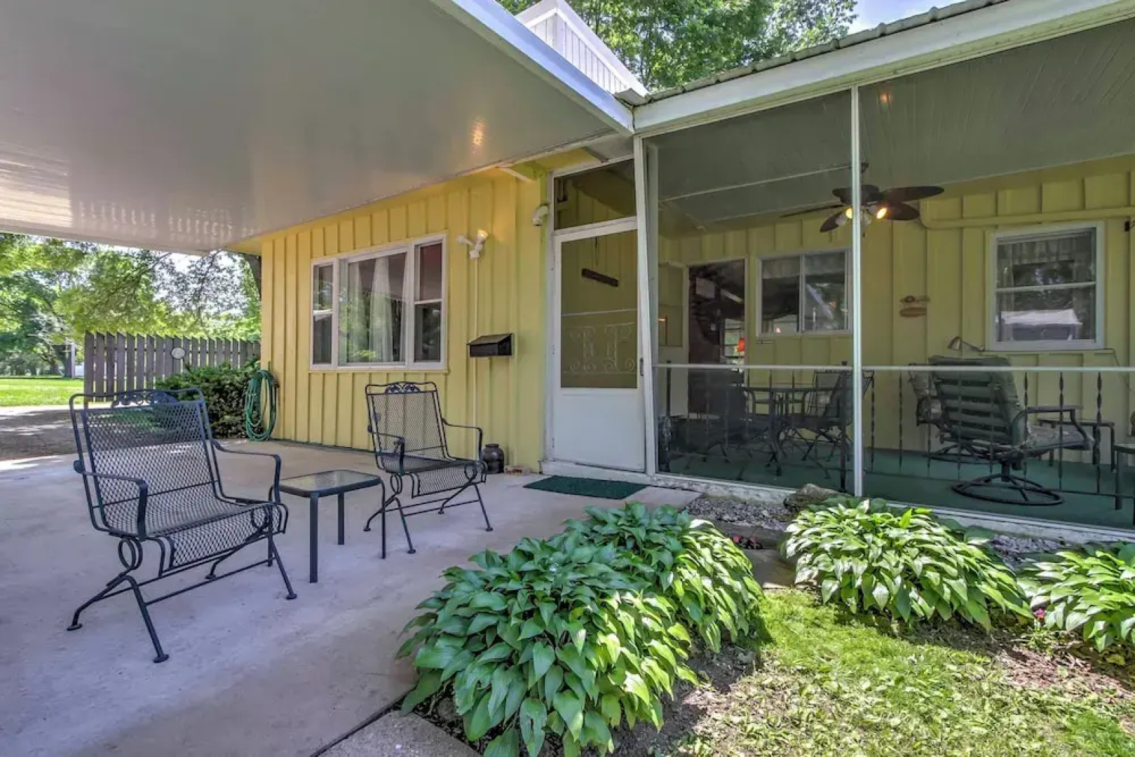 Walk to River! 'it's A Wonderful Life' Cottage