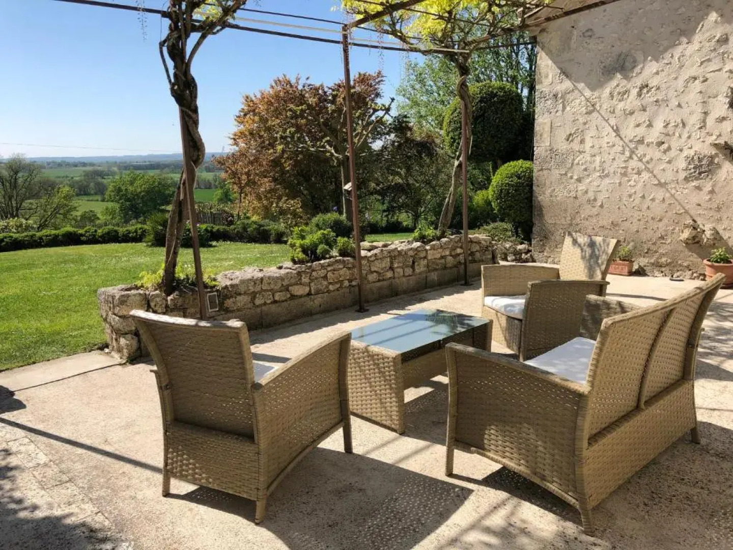 La Ferme Buissonniere