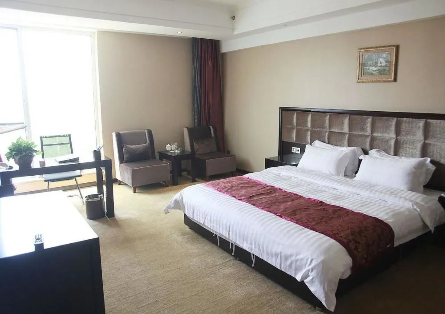 Weishi International Hotel