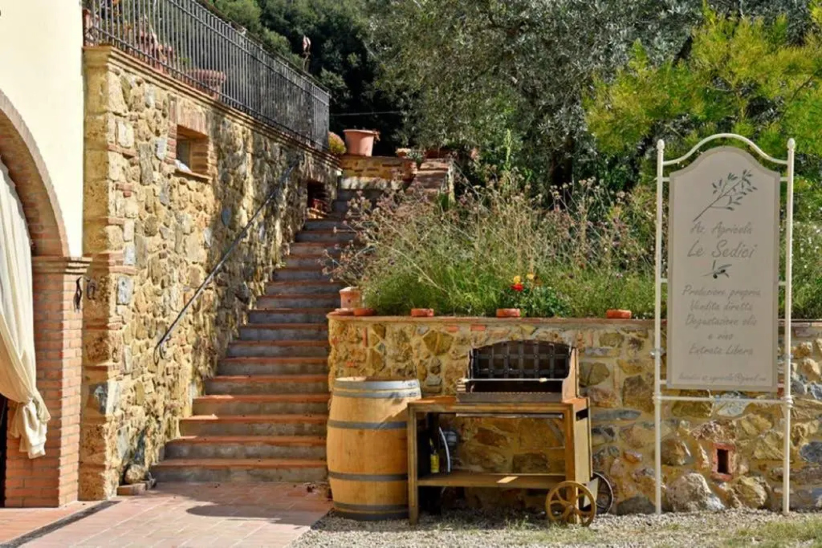 wine apartment le sedici