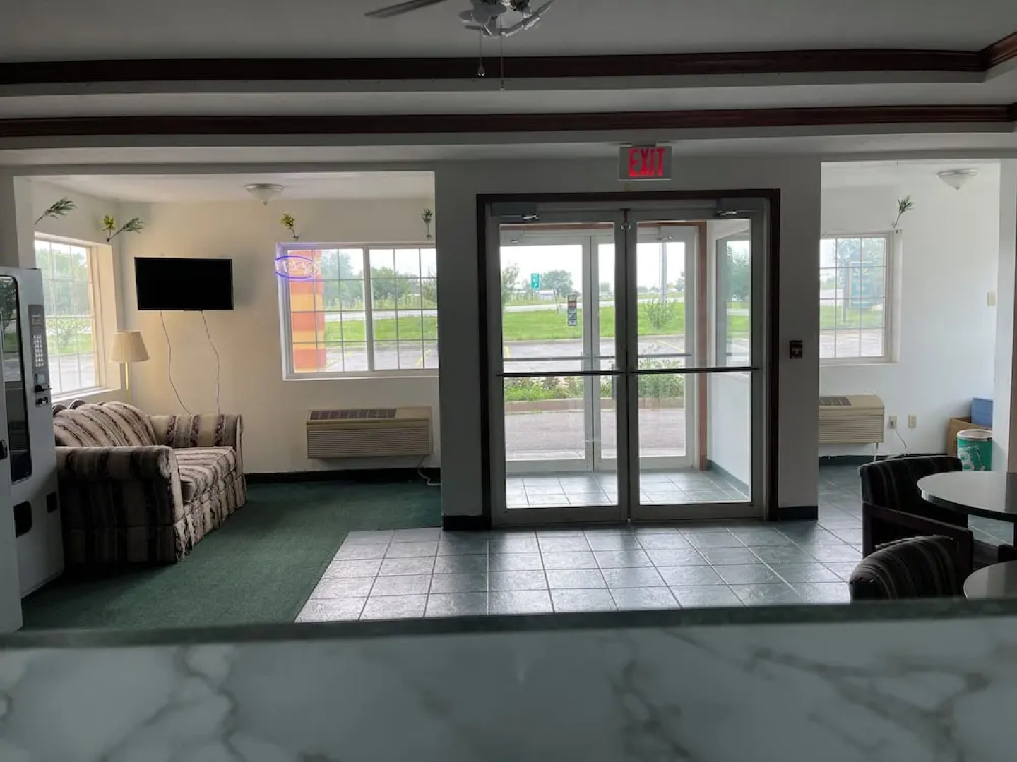 Highland Inn Peculiar